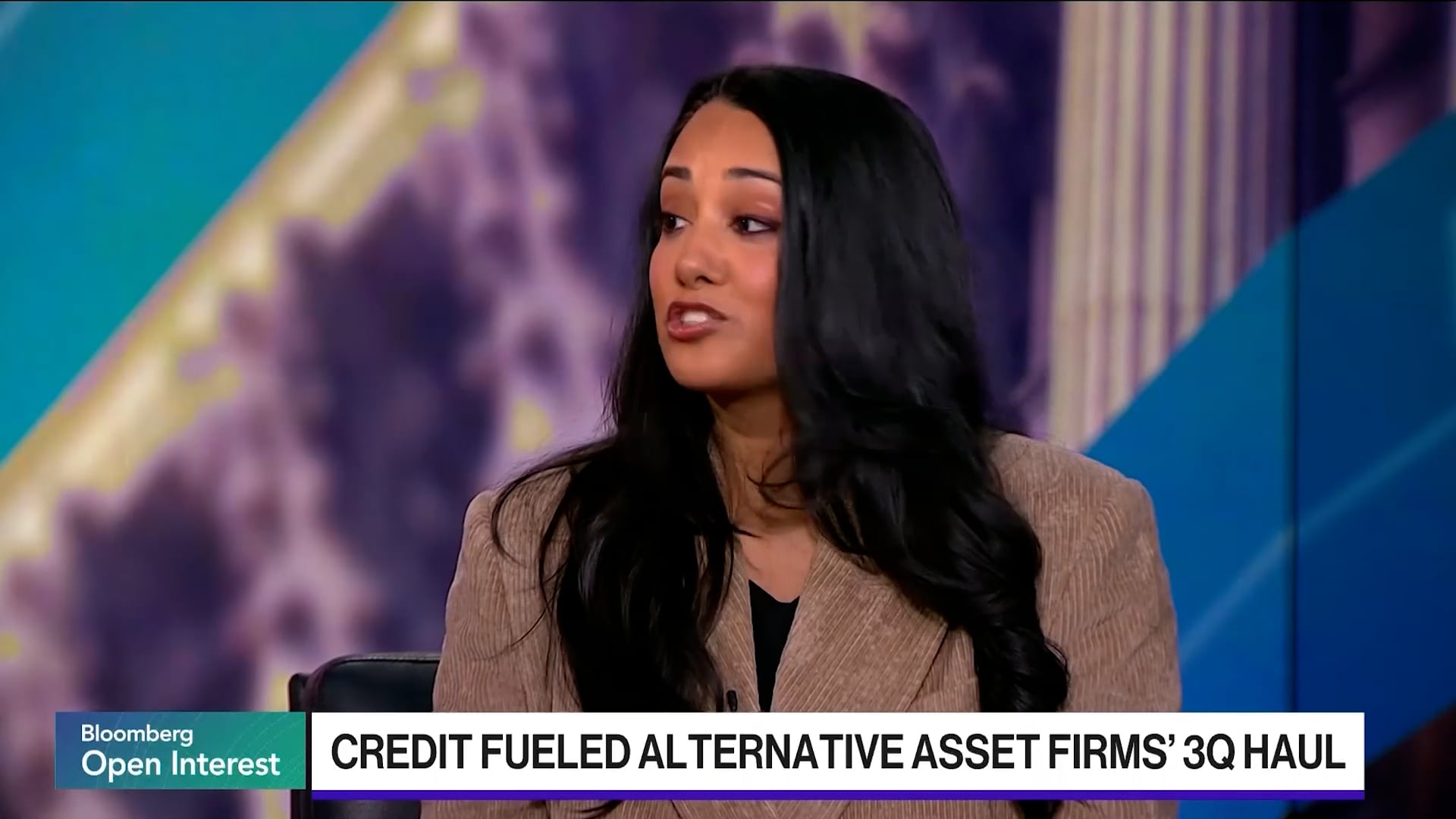 Akila Grewal, Apollo’s Global Head of Product, discusses private credit and alternative assets on Bloomberg Open Interest, with a graphic noting Q3 performance.